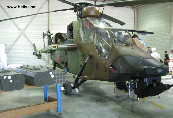 Detailed history and photos of helicopter Eurocopter Tigre HAP Serial 2009 Register 2009 used by Aviation Légère de l'Armée de Terre ALAT (French Army Light Aviation) Track service timeline and current status.