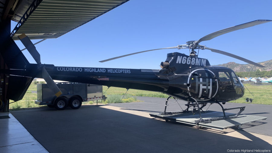 Detailed history and photos of helicopter Aerospatiale AS350B2 Ecureuil Serial 2580 Register N668MM C-FSWB C-GKPE EC-FJV used by CHH (Colorado Highland Helicopters) ,Aurora Helicopters (Wood Buffalo Helicopters) ,Heliproducts Industries ,Administraciones Locales Gobierno de Canarias (Government of the Canary Islands) Track service timeline and current status.