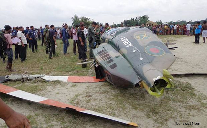 Detailed history and photos of helicopter Bell 206L-4 Long Ranger Serial Register S3-BMK used by Bangladesh Senabahini (Bangladesh Army) Track service timeline and current status.