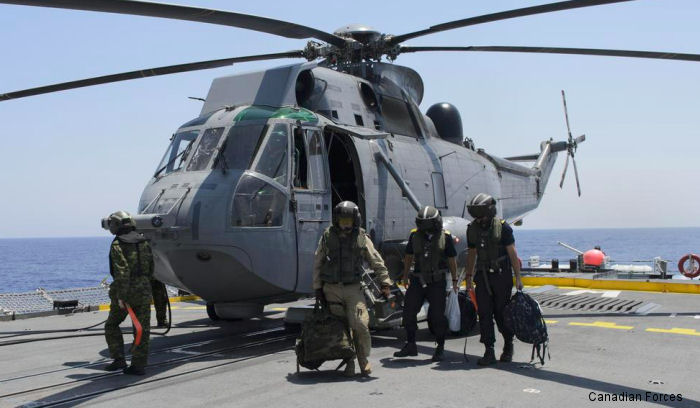 Photos of CH-124 Sea King in Canadian Armed Forces helicopter service.