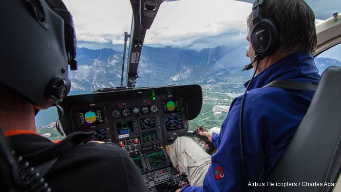 Airbus H135 / EC135T3 cockpit