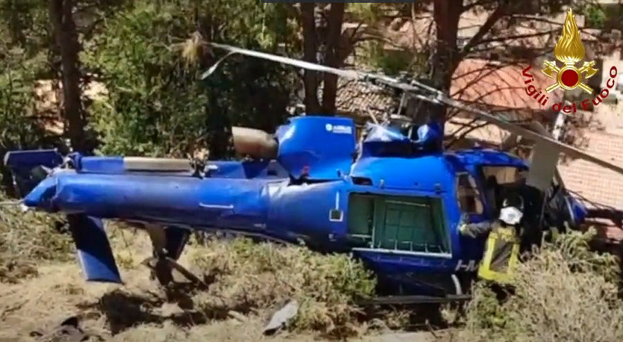 Helicopter Airbus Helicopters H125 / AS350B3e Ecureuil Serial 8000 Register I-MLTA used by EliOssola. Built 2014. Aircraft history and location