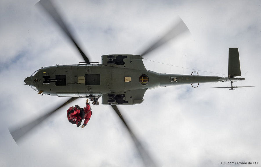 Detailed history and photos of helicopter Aerospatiale SA330B Puma Serial 1657 Register 1657 used by Armée de l'Air (French Air Force) Track service timeline and current status.