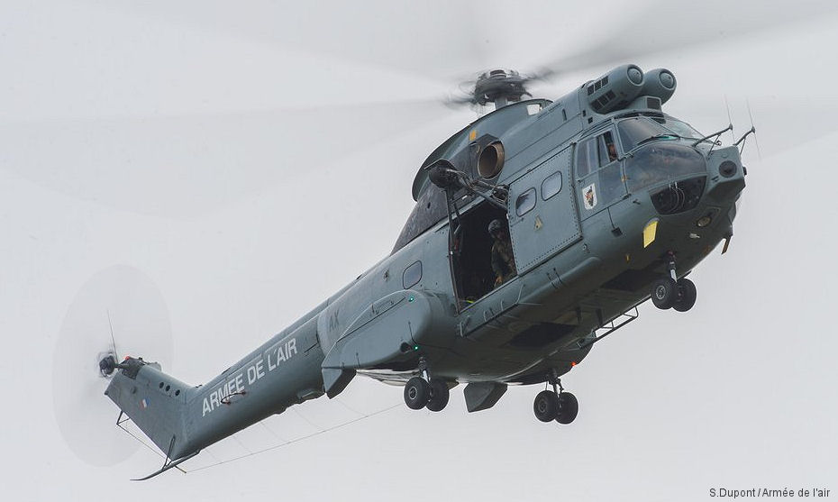Detailed history and photos of helicopter Aerospatiale SA330B Puma Serial 1657 Register 1657 used by Armée de l'Air (French Air Force) Track service timeline and current status.