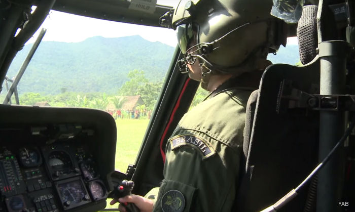 cockpit Photos of UH-60L Black Hawk in Brazilian Air Force helicopter service.