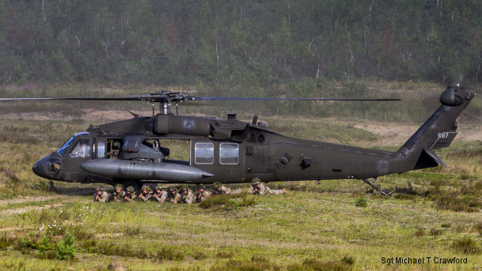 Helicopter Sikorsky UH-60L Black Hawk Serial 70-2216 Register 96-26687 used by US Army Aviation Army. Aircraft history and location