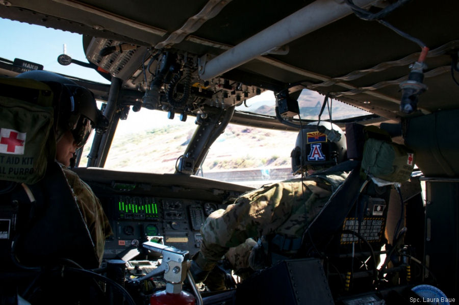 2-285 uh-60 cockpit