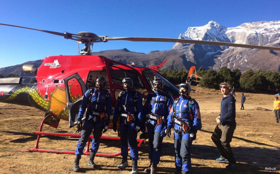 nepal helicopter fishtail air