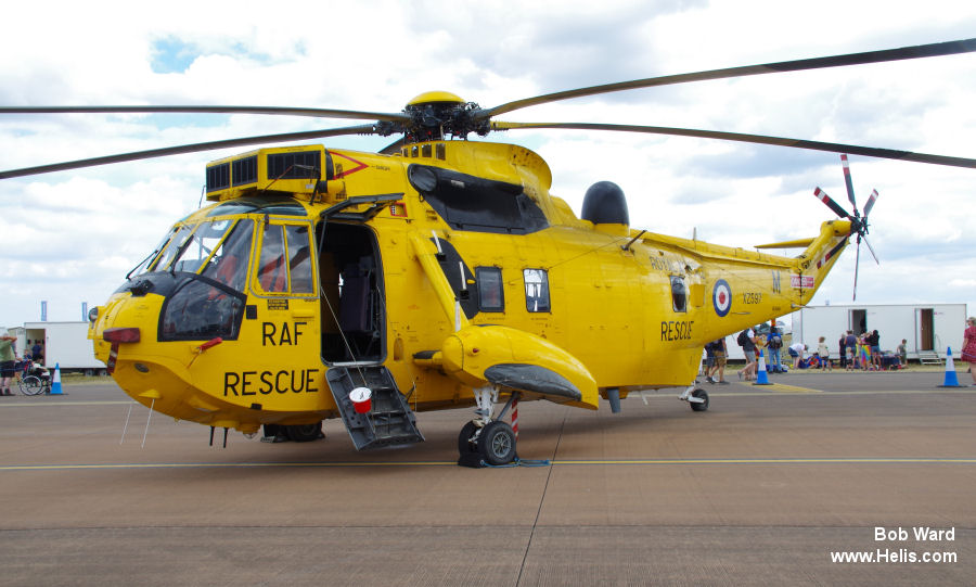 Helicopter Westland Sea King HAR.3 Serial wa 863 Register G-SKNG XZ597 used by Royal Air Force RAF. Built 1978. Aircraft history and location