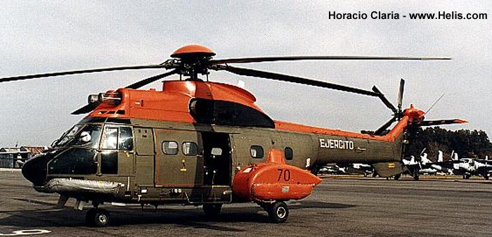 Helicopter Aerospatiale AS332B Super Puma Serial 2070 Register AE-525 used by Aviacion de Ejercito Argentino EA (Argentine Army Aviation). Built 1983. Aircraft history and location