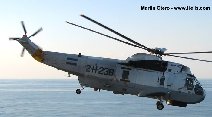 Helicopter Agusta ASH-3H Serial 6061 Register 0796 used by Comando de Aviacion Naval Argentina COAN (Argentine Navy). Aircraft history and location