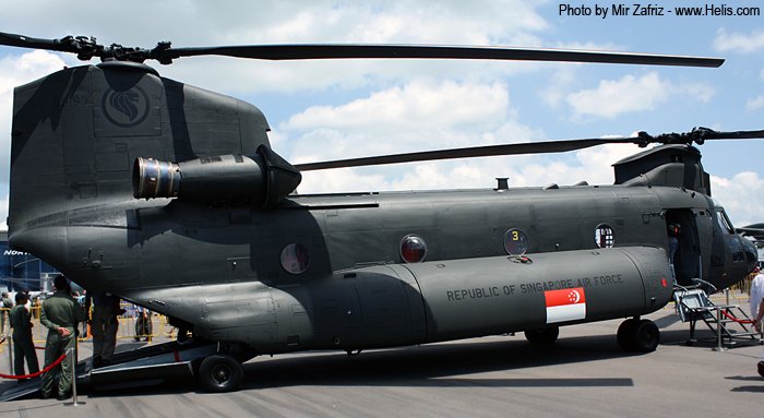 Helicopter Boeing CH-47SD Chinook Serial M.4135 Register 88193 used by Republic of Singapore Air Force RSAF. Built 1998. Aircraft history and location