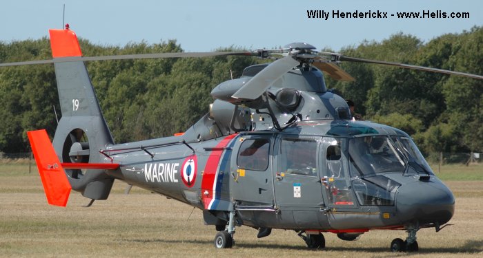 Helicopter Aerospatiale SA365N Dauphin 2 Serial 6019 Register 19 used by Aéronautique Navale (French Navy). Built 1982. Aircraft history and location