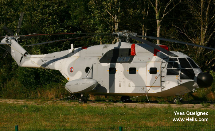 Helicopter Sud Aviation SA321G Super Frelon Serial 162 Register 162 used by Aéronautique Navale (French Navy). Aircraft history and location